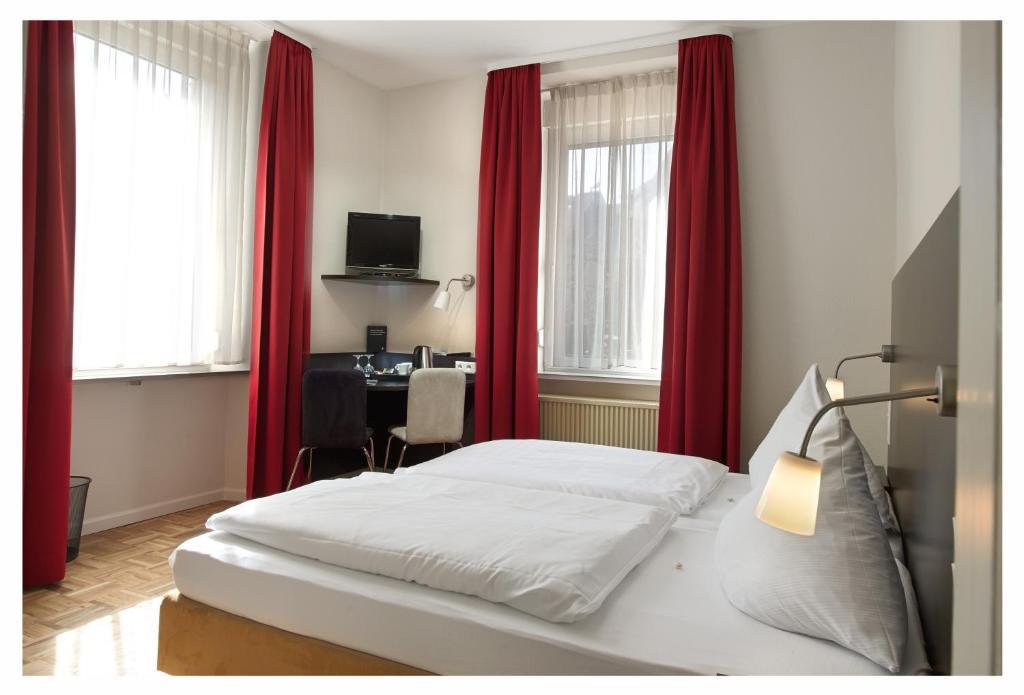 Boutique Hotel Altes Pfarrhaus Ернст Стая снимка